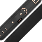 COQUETTE CHIC DESIRE - FANTASY-FUßMANSCHETTEN MIT NEOPRENFUTTER