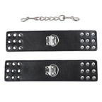 OHMAMA FETISH - HANDGELENKFESSELN MIT DRUCKKNÖPFEN AUS METALL